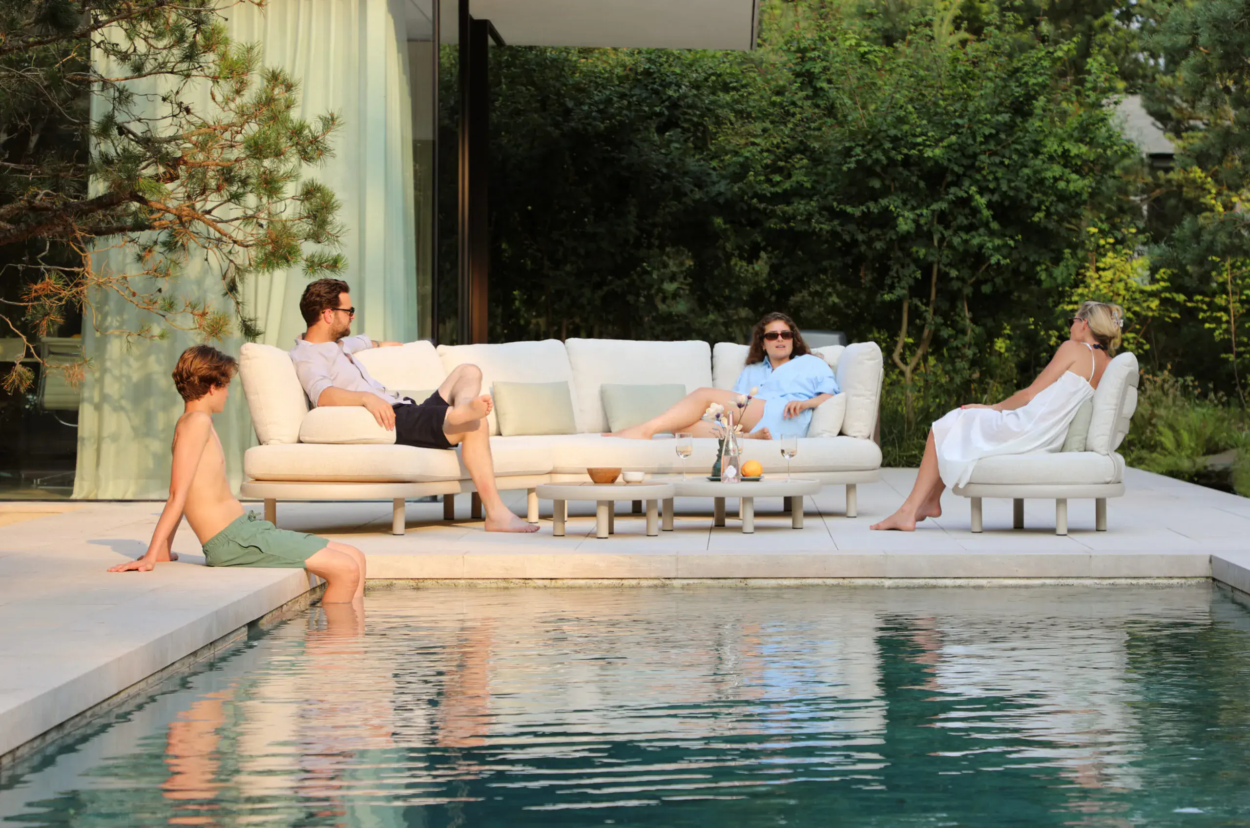 CLOUD SOFA AMB 5 scaled